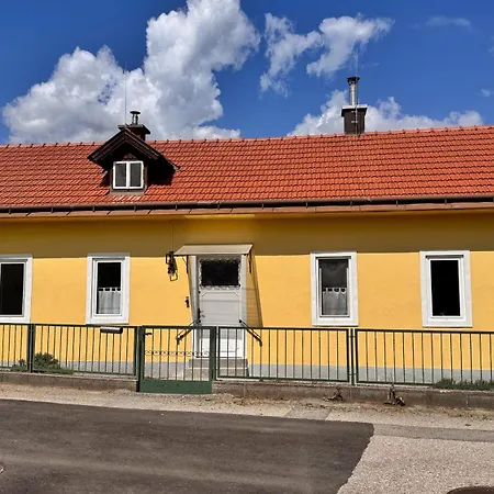 Markt 28 - Urlaub Zu Hause * Kirchberg am Wechsel